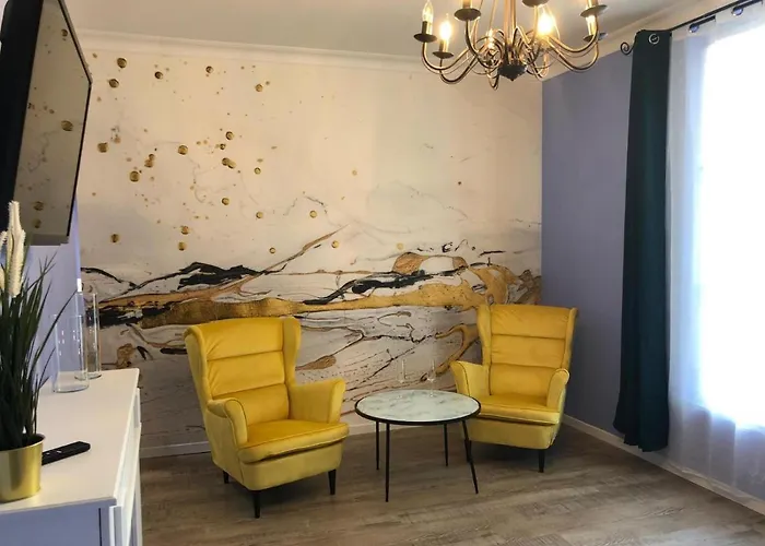 Suite Bubbles Spa - Luxe - Centre Ville - Calme - Wifi